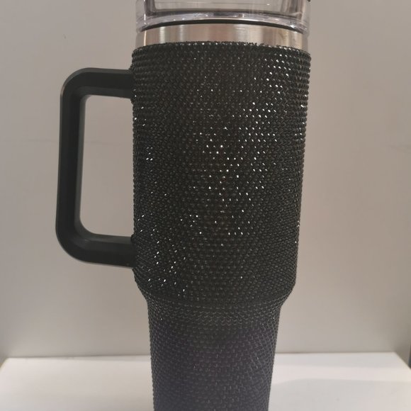Bedazzled insulated 40oz tumblers - Picture 2 of 10